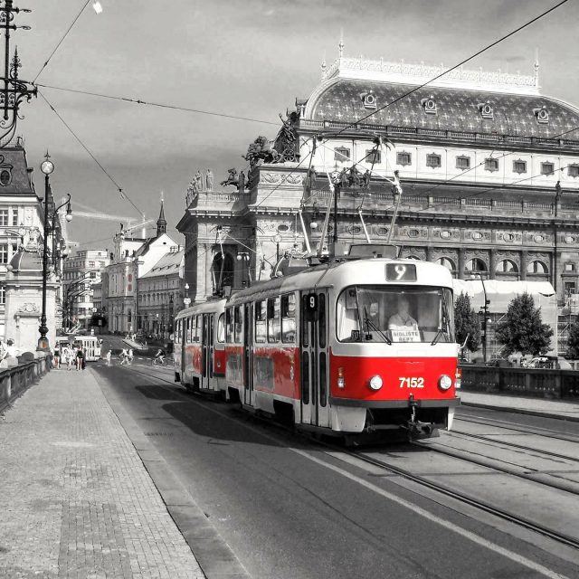 3 tipy, jak si poradit s městskou hromadnou dopravou v Praze